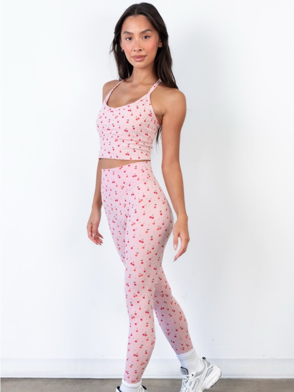 Vitality Cherry Set - leggings, biker shorts and sports bra